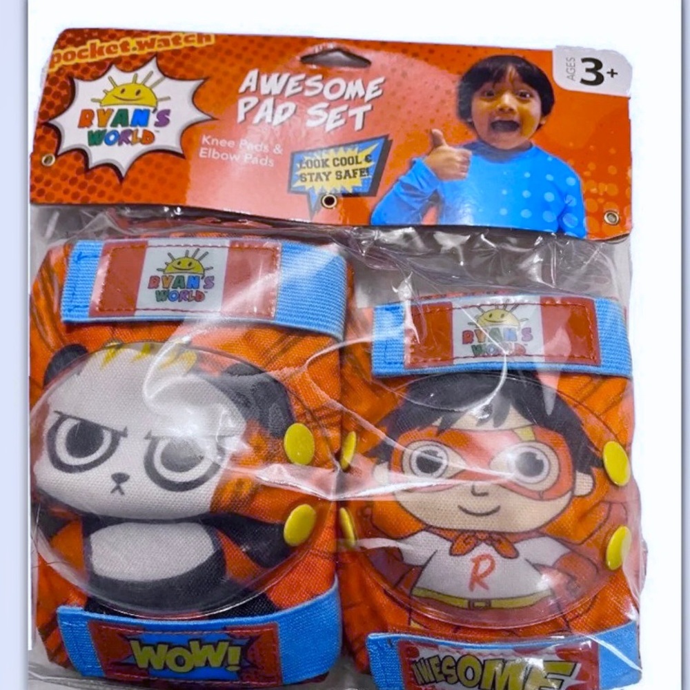 Ryan’s World Awesome Elbow & Knee Pad Set